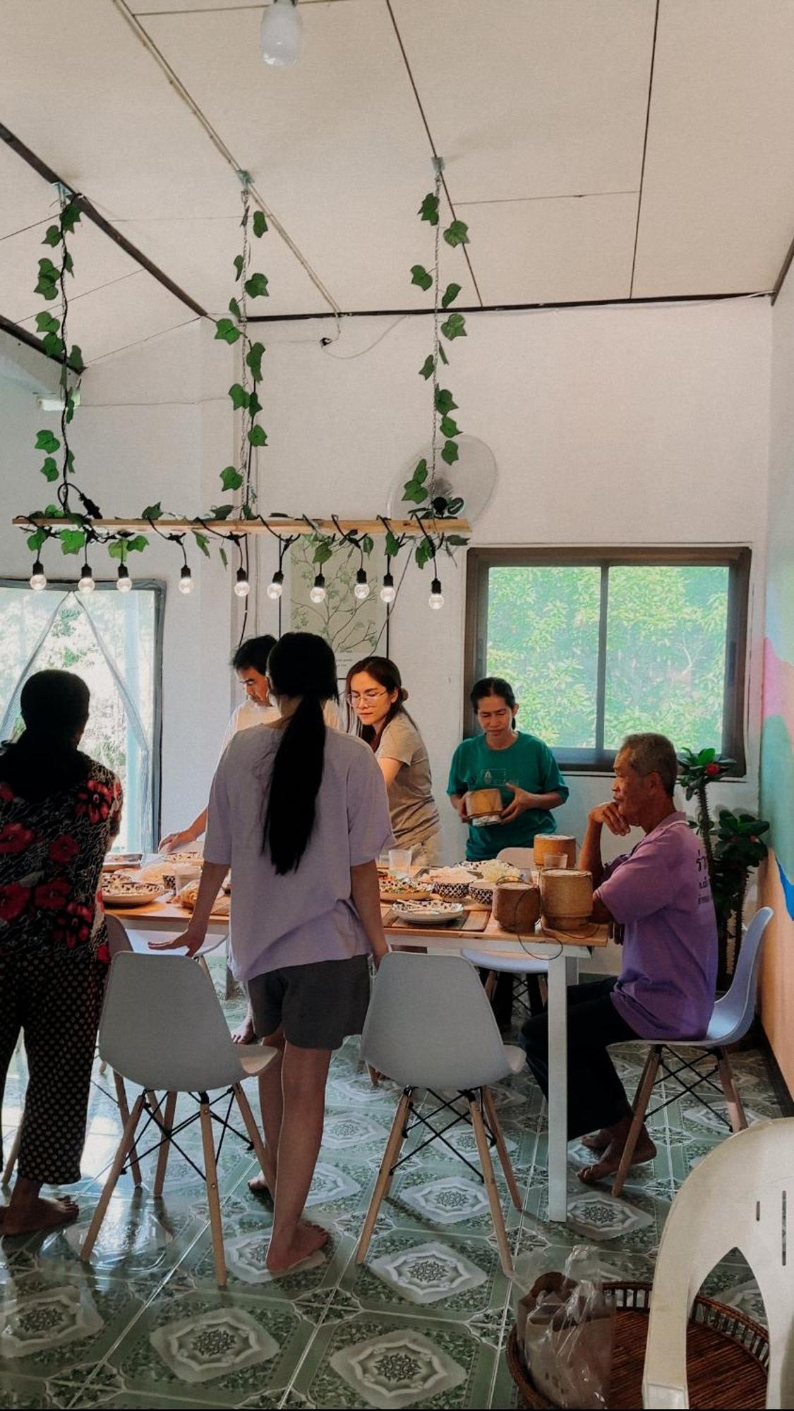 Positive Energy Homestay And Guide In Chiangkhan Chiang Khan Exterior foto
